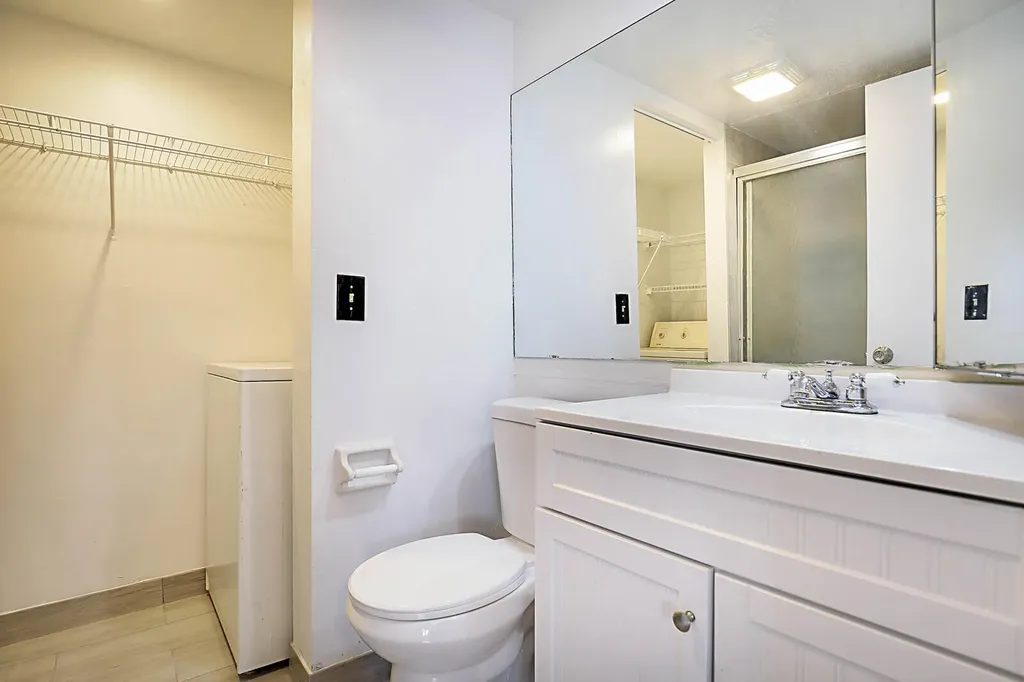 253 Woodland Road Palm Springs FL 33461
