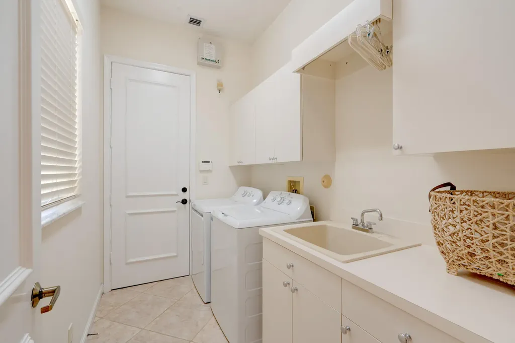119 Esperanza Way Palm Beach Gardens FL 33418