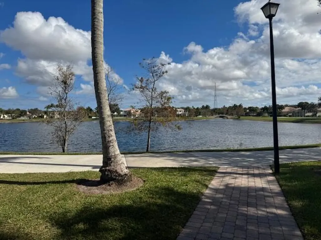 8019 Inagua Lane Wellington FL 33414