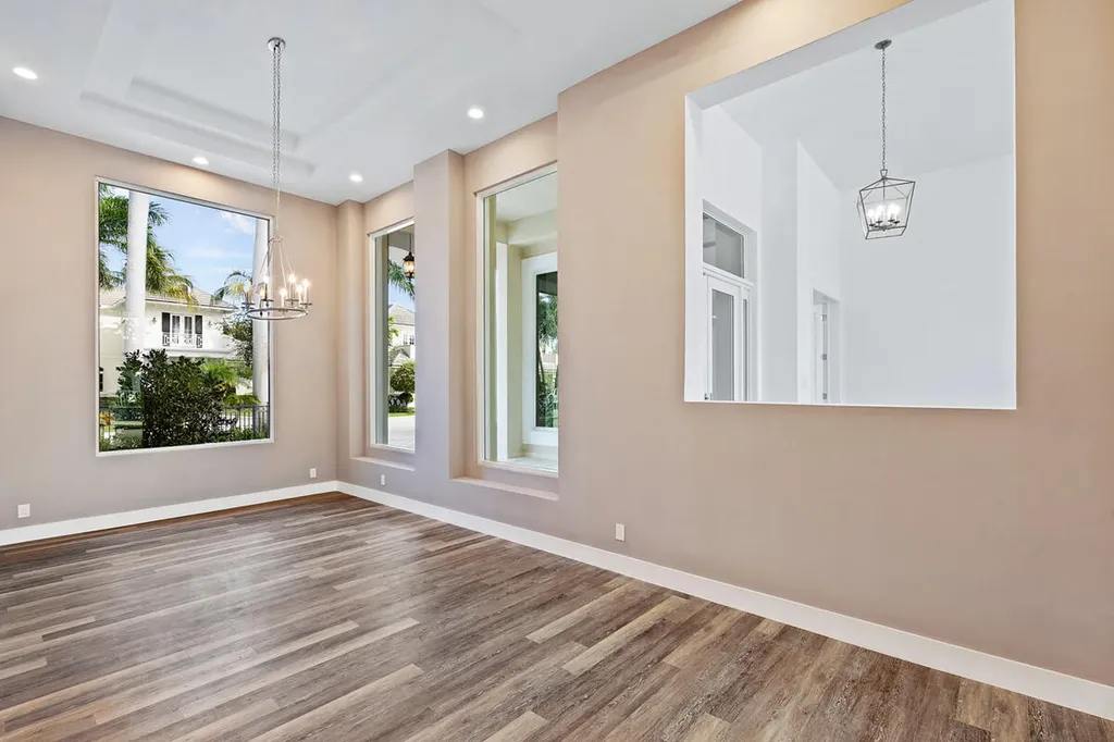 533 E Alexander Palm Road Boca Raton FL 33432