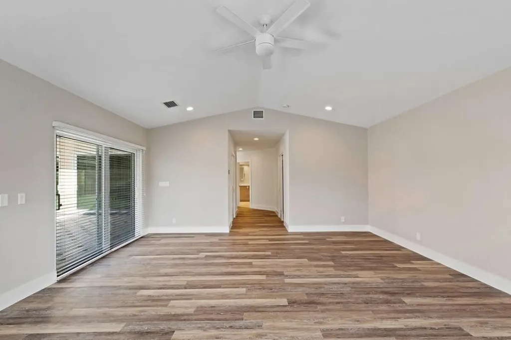 533 E Alexander Palm Road Boca Raton FL 33432