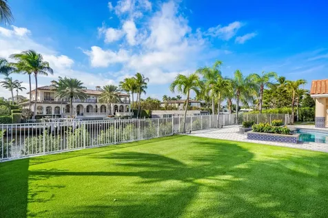 533 E Alexander Palm Road Boca Raton FL 33432