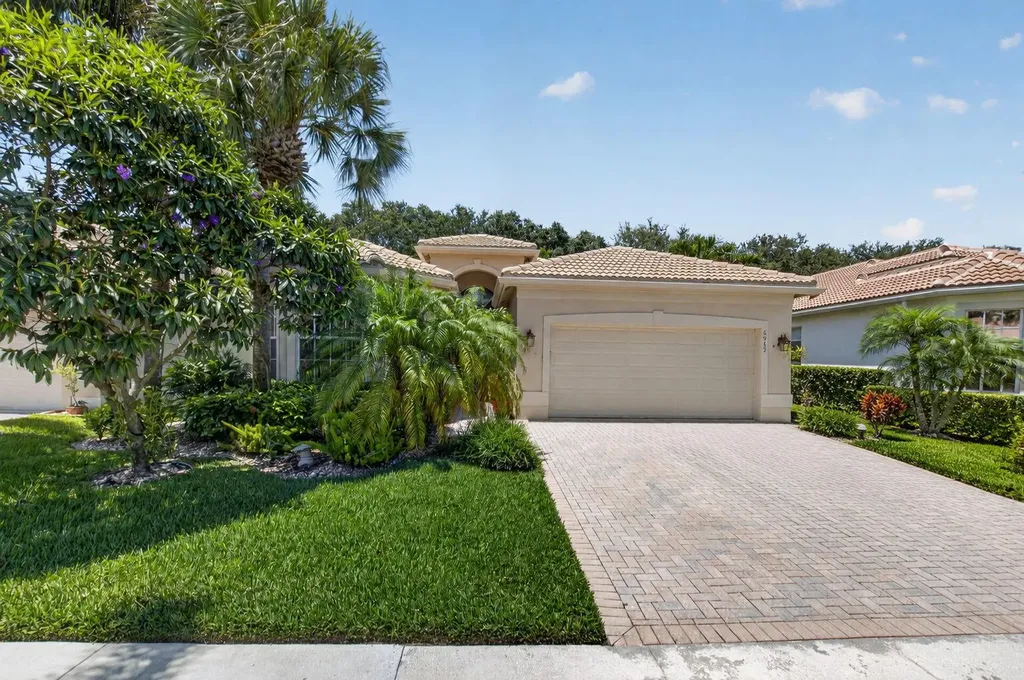 6959 Imperial Beach Circle Delray Beach FL 33446
