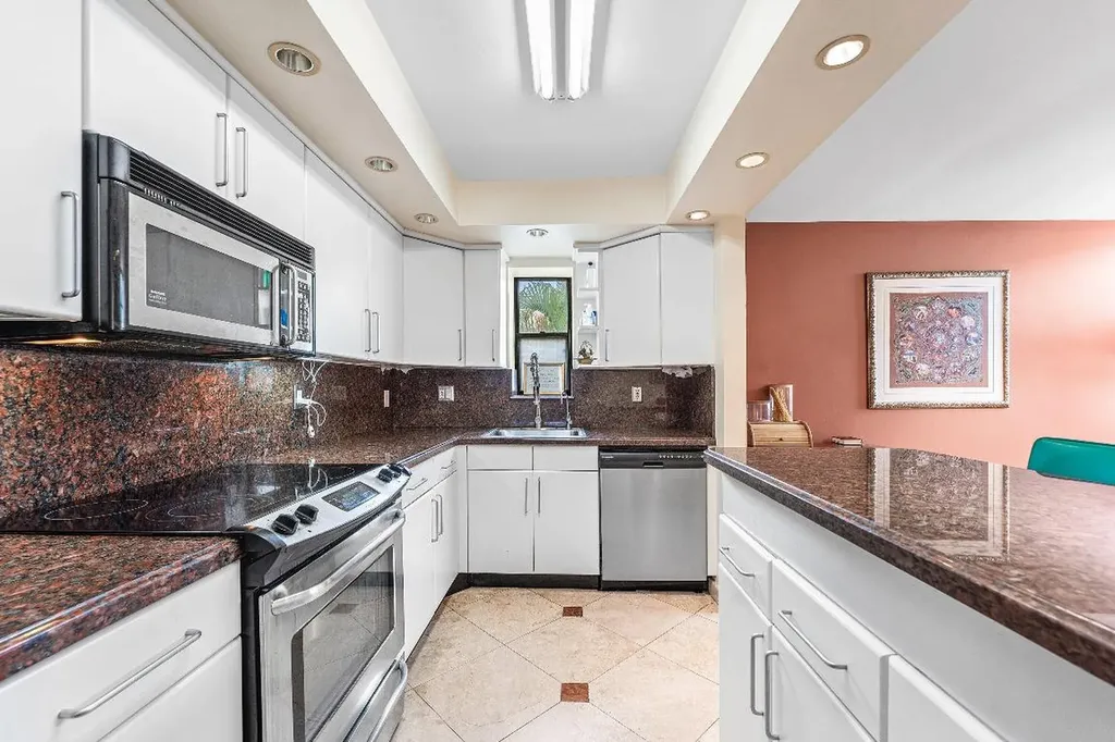20200 W Country Club Drive Aventura FL 33180