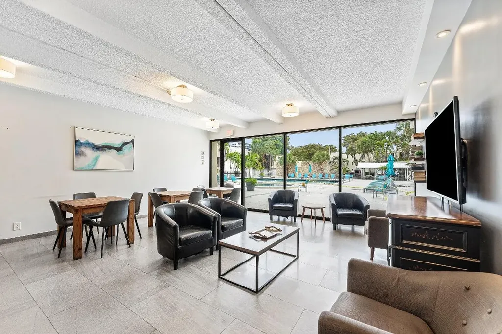 20200 W Country Club Drive Aventura FL 33180