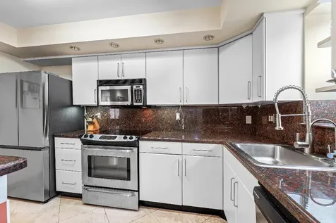 20200 W Country Club Drive Aventura FL 33180