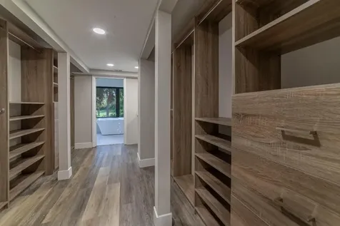 2517 Presidential Way West Palm Beach FL 33401
