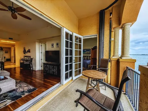 20 Orange Avenue Fort Pierce FL 34950