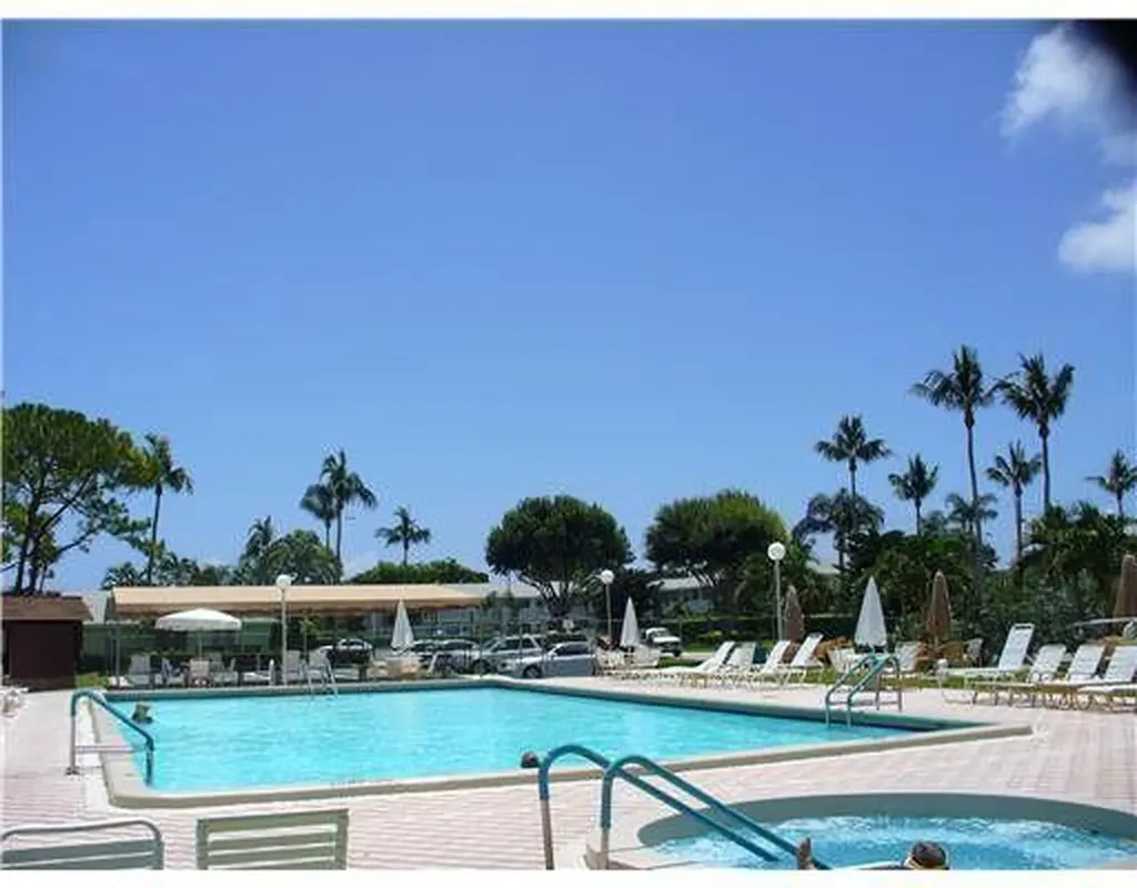 1905 NW 18th Street Delray Beach FL 33445