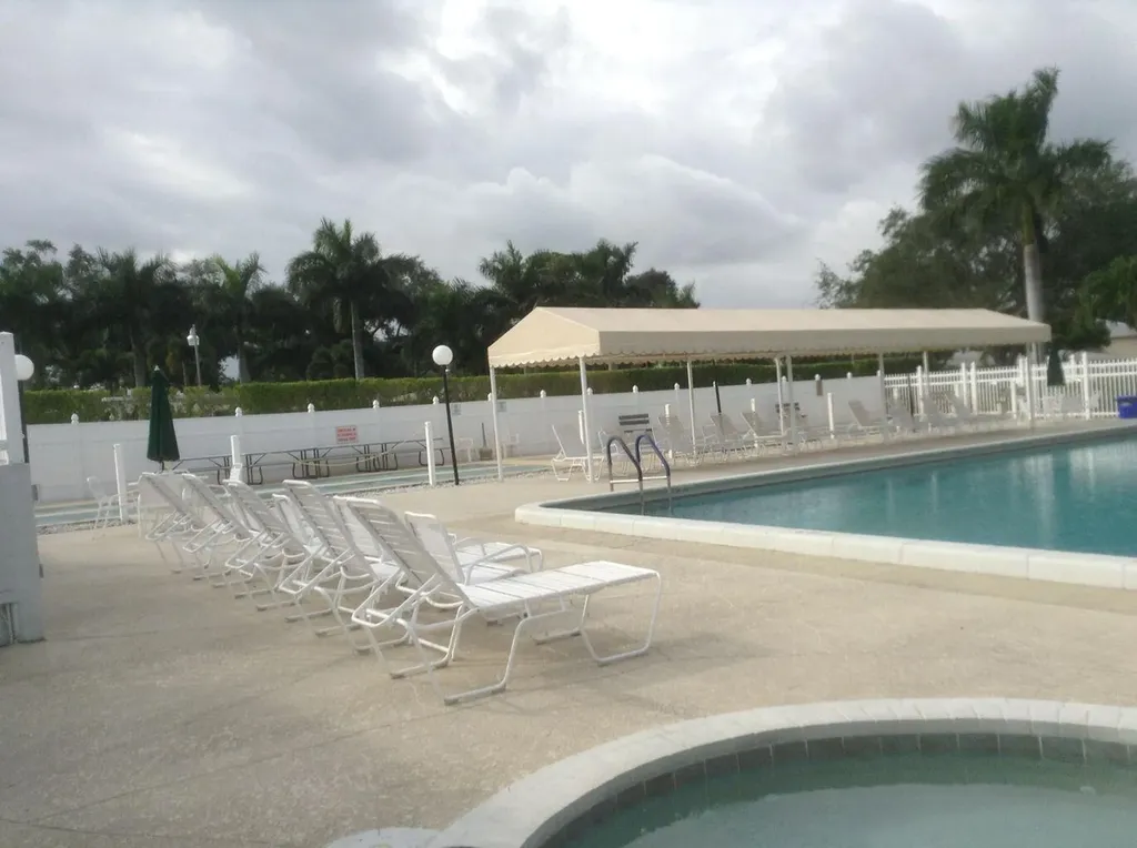 1905 NW 18th Street Delray Beach FL 33445