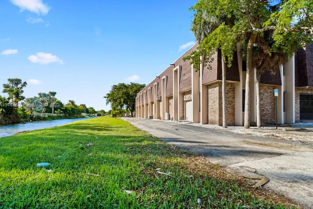 3003 S Congress Avenue Palm Springs FL 33461