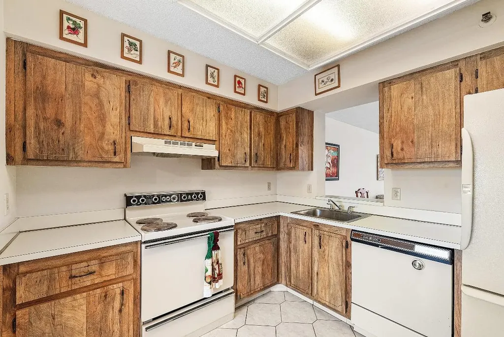 14623 Bonaire Boulevard Delray Beach FL 33446