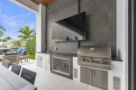 923 Eve Street Delray Beach FL 33483