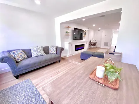 118 SW 9th Avenue Delray Beach FL 33444