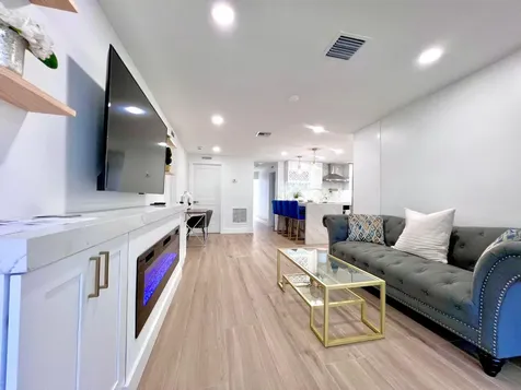 118 SW 9th Avenue Delray Beach FL 33444