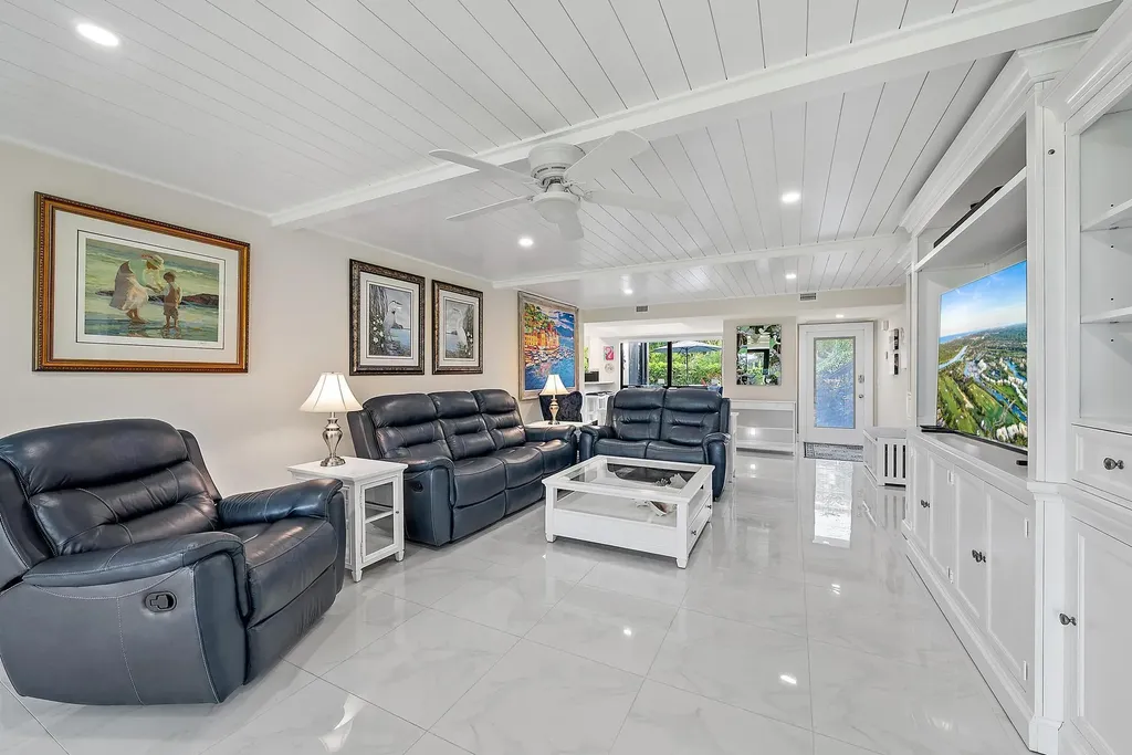 3693 Quail Ridge Drive Boynton Beach FL 33436