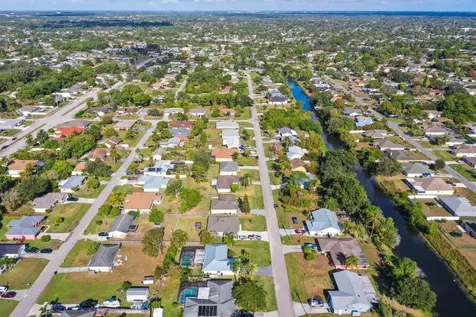 234 SE Whitmore Drive Port St Lucie FL 34984
