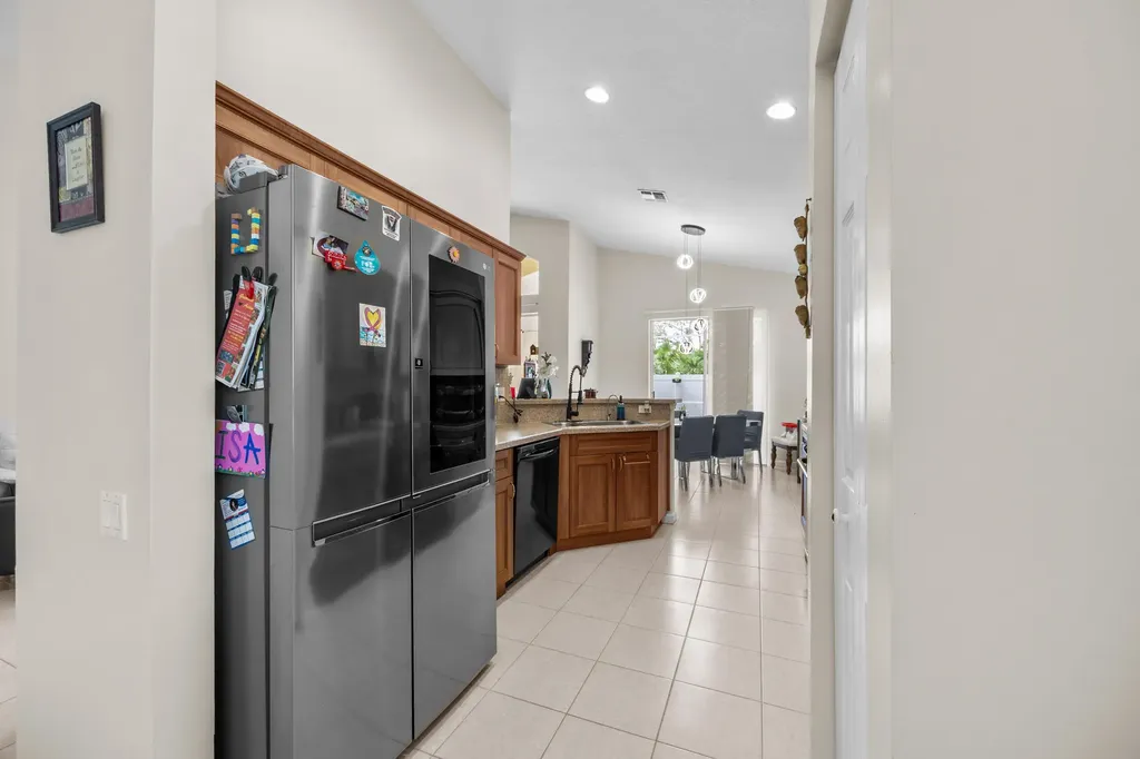 148 NW Pleasant Grove Way Port St Lucie FL 34986