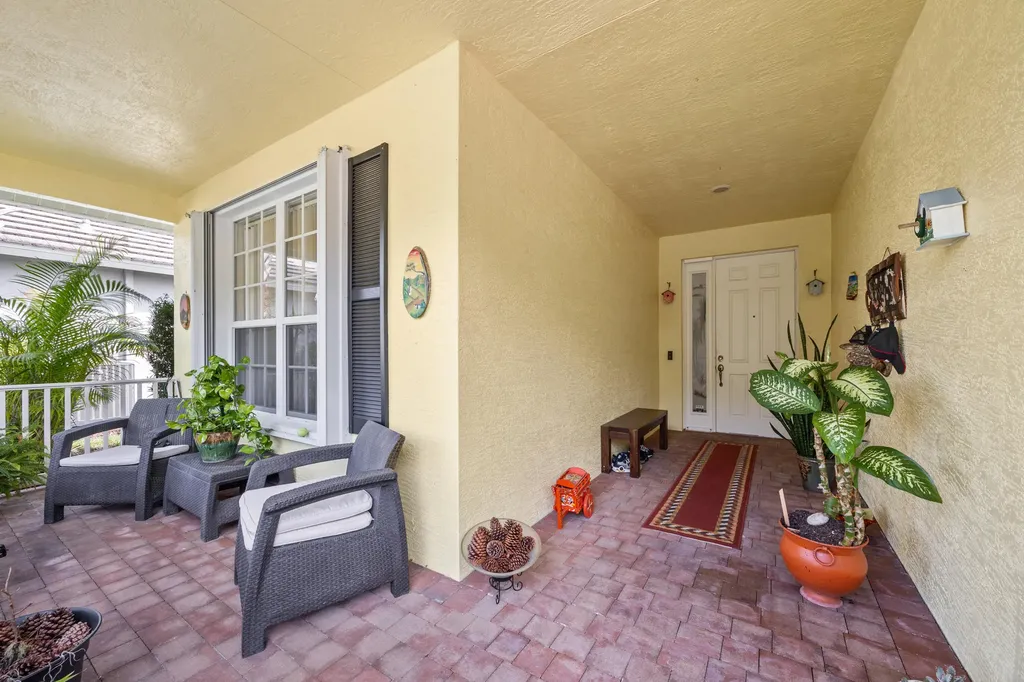 148 NW Pleasant Grove Way Port St Lucie FL 34986