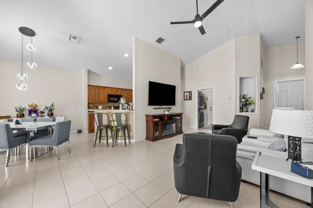 148 NW Pleasant Grove Way Port St Lucie FL 34986