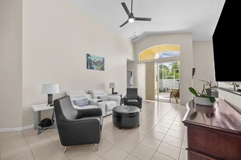 148 NW Pleasant Grove Way Port St Lucie FL 34986