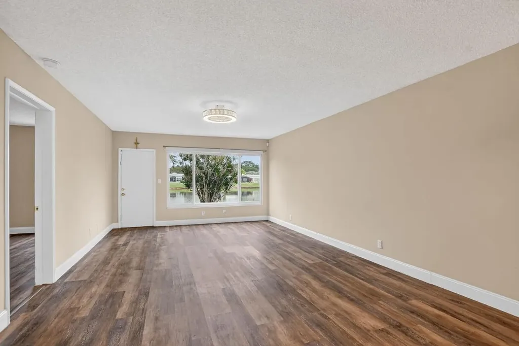 18900 Haywood Terrace Boca Raton FL 33496