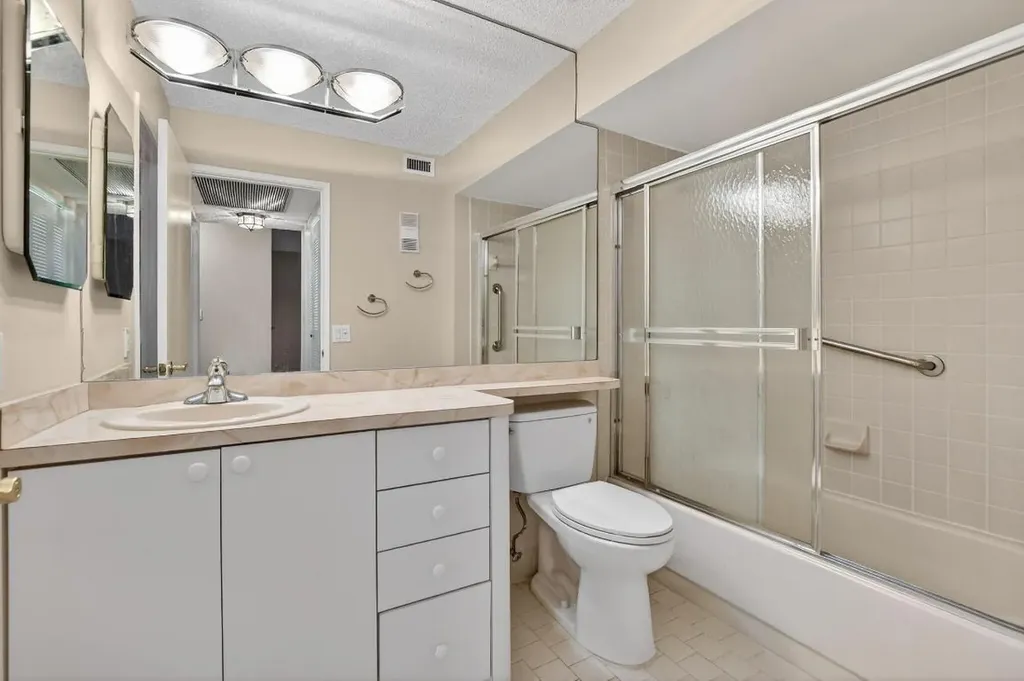 18900 Haywood Terrace Boca Raton FL 33496