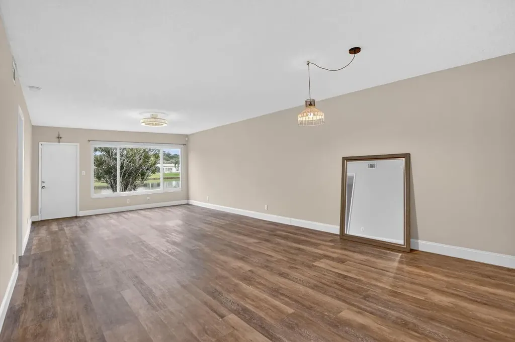 18900 Haywood Terrace Boca Raton FL 33496