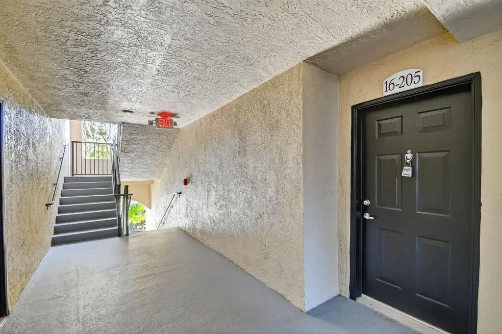 15155 Michelangelo Boulevard Delray Beach FL 33446