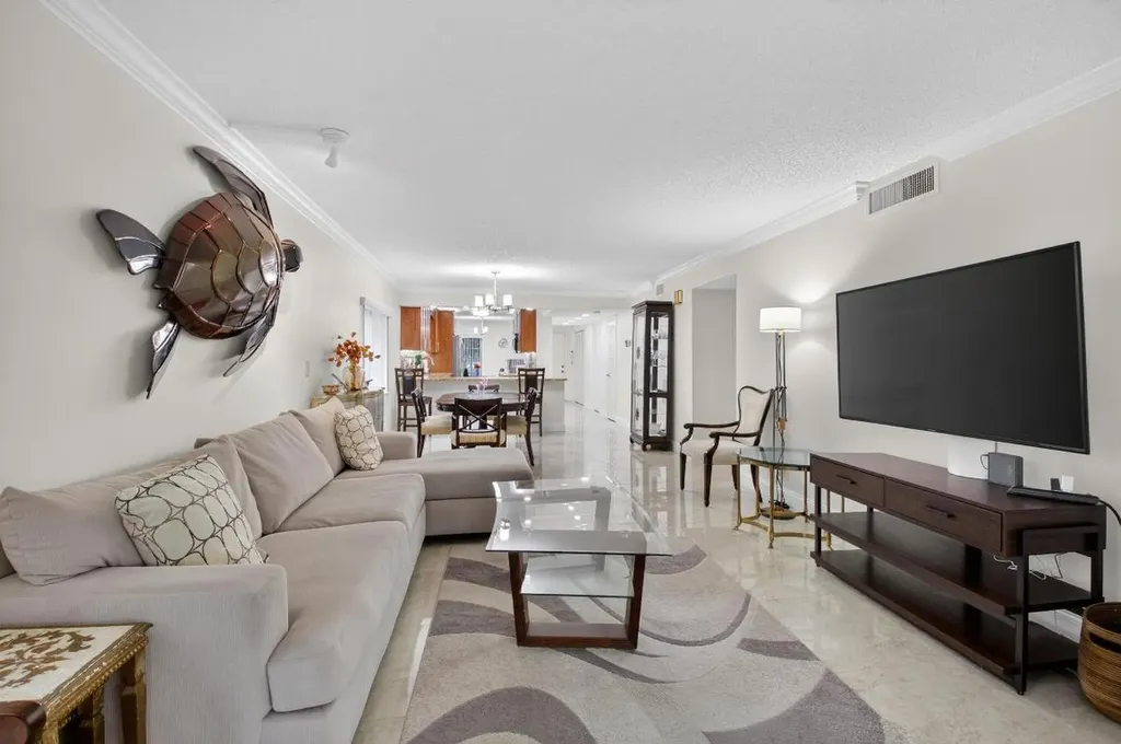 13729 Date Palm Court Delray Beach FL 33484
