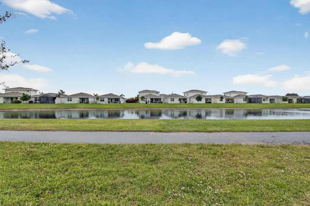 13729 Date Palm Court Delray Beach FL 33484