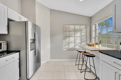 5104 N La Sedona Circle Delray Beach FL 33484