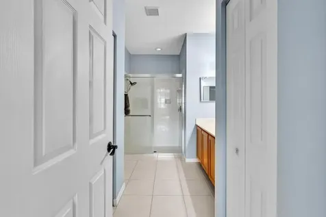 5104 N La Sedona Circle Delray Beach FL 33484