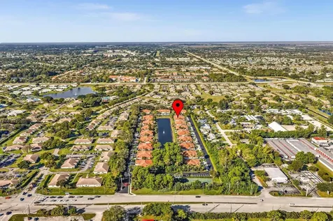 5104 N La Sedona Circle Delray Beach FL 33484