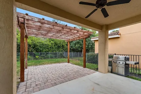 5903 SE Crooked Oak Avenue Hobe Sound FL 33455