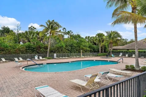 5903 SE Crooked Oak Avenue Hobe Sound FL 33455