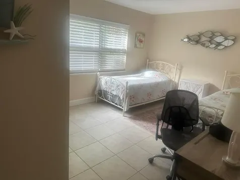 715 20th Street Vero Beach FL 32960