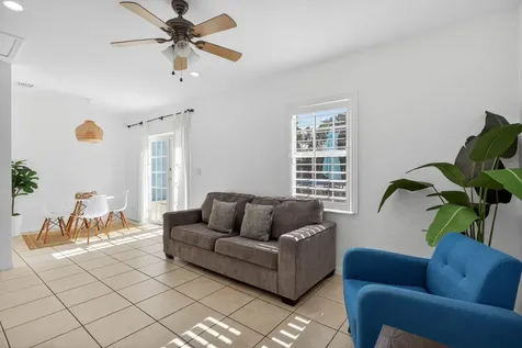 736 NE 34th Court Oakland Park FL 33334