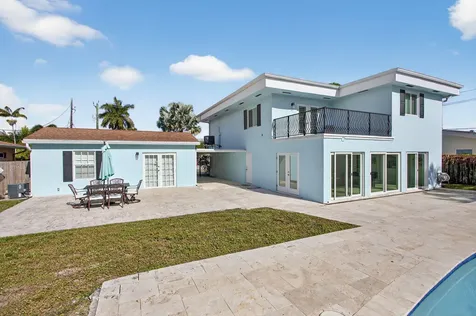 736 NE 34th Court Oakland Park FL 33334