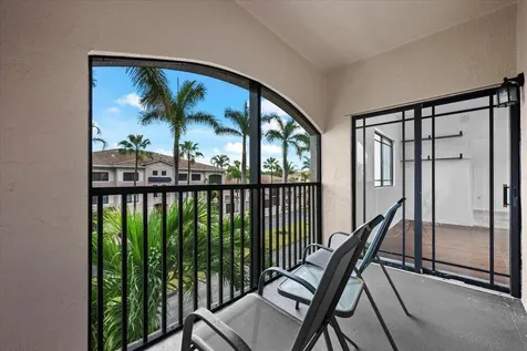 2804 Sarento Place Palm Beach Gardens FL 33410