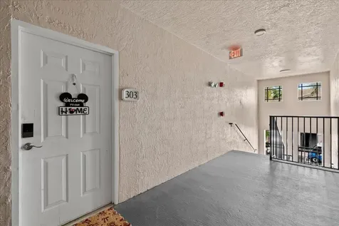 2804 Sarento Place Palm Beach Gardens FL 33410