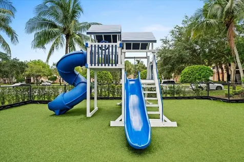 2804 Sarento Place Palm Beach Gardens FL 33410