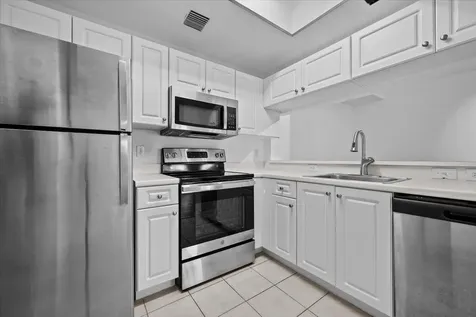 2804 Sarento Place Palm Beach Gardens FL 33410