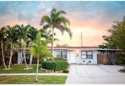 916 W Drew Street Lantana FL 33462