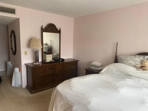 399 Lakeview Drive Weston FL 33326