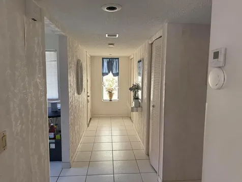 399 Lakeview Drive Weston FL 33326