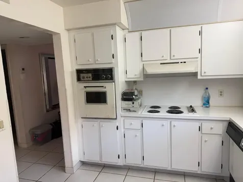 399 Lakeview Drive Weston FL 33326