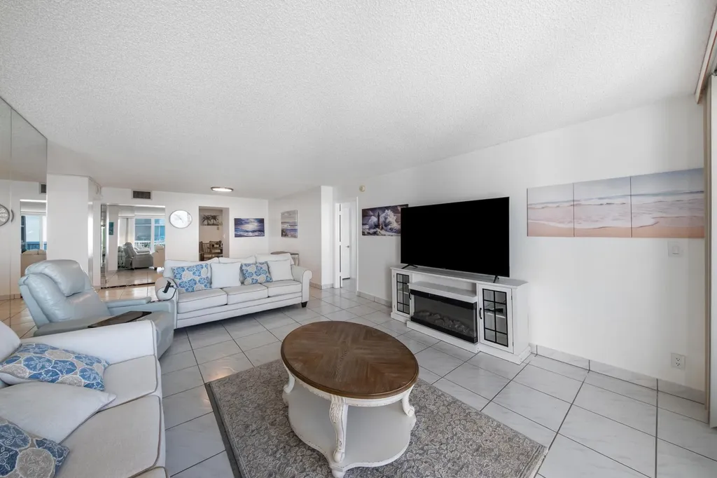 1370 S Ocean Boulevard Pompano Beach FL 33062