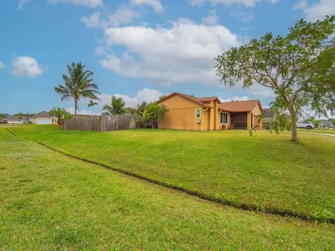 4401 SW Babylon Street Port St Lucie FL 34953