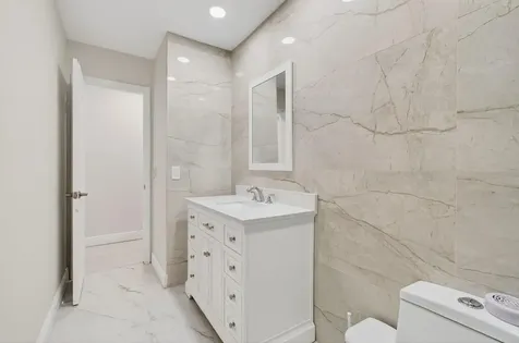 5735 Lakeview Mews Circle Boynton Beach FL 33437
